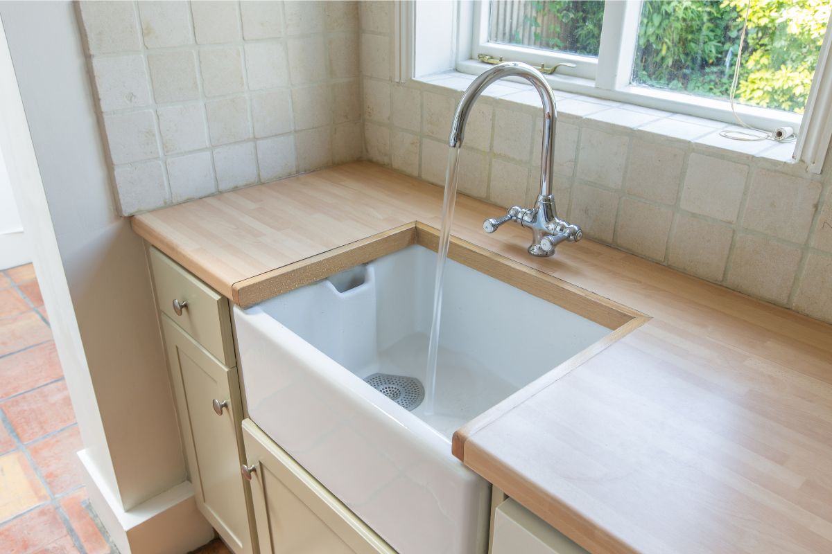 Chậu rửa Fireclay