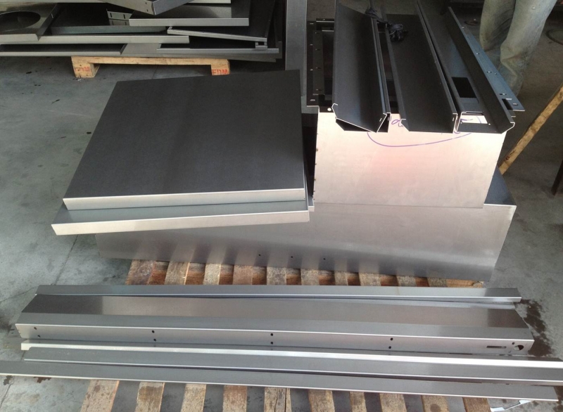 Các loại gia công cắt chấn inox